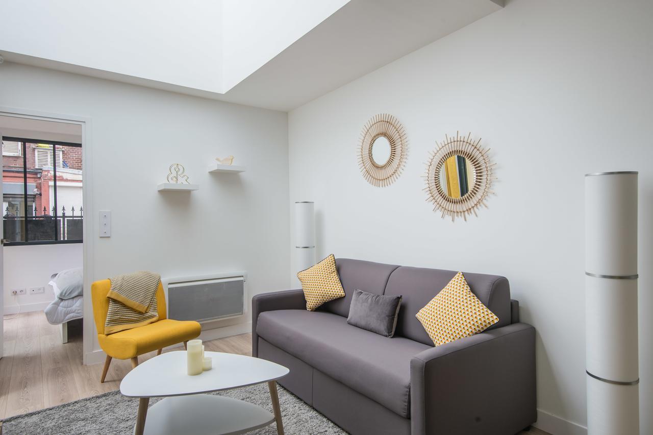Vintage, F3 Avec Terrasse, Villa Saint Charles Paris Luaran gambar